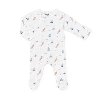 Dormeuse Boats on Cream